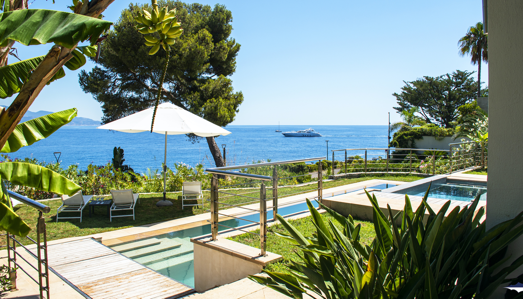 VILLAS FOR SALE IN MONACO